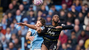 Momento do jogo entre o Manchester City e o Everton