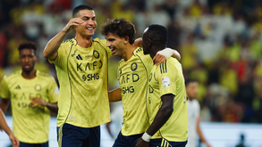 Cristiano Ronaldo, João Félix e Sadio Mané comemoram após golo do '79' frente ao Al Fateh