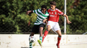 A crónica do Benfica-Sporting, 1-1: leão firme no topo