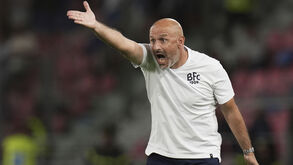 Treinador do Bolonha foi hospitalizado
