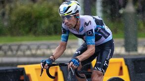 Nelson Oliveira renova até 2027 com a Movistar
