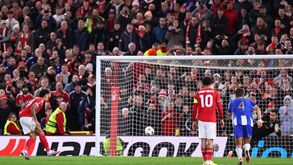 Jogo de futebol entre Nottingham Forest e FC Porto