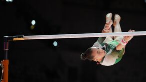 Kaylia Nemour dá a África inédito título mundial na ginástica artística