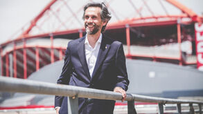 João Ferreira Leite: «Estou impressionado com a quantidade de sócios que estão a deslocar-se»