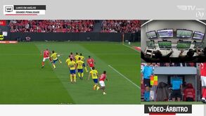 O penálti que permitiu ao Benfica inaugurar o marcador frente ao Arouca