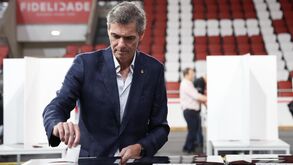 Eleições no Benfica: três secções de voto em França com três vencedores diferentes