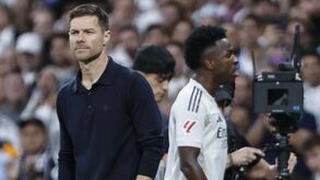 Xabi Alonso e Vinícius