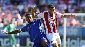 Salvador Agra emerge entre os líderes do Leixões