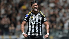 Hulk celebra vitória do Atlético Mineiro na Taça Sul-Americana