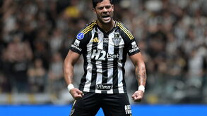 Hulk celebra vitória do Atlético Mineiro na Taça Sul-Americana