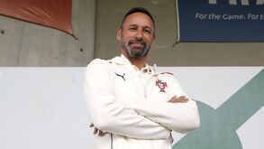 Bino Maçães com os pés assentes na terra à porta do Mundial