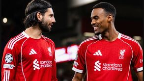 Liverpool prepara renovações de Gravenberch e Szoboszlai