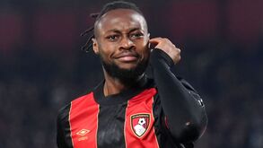 Antoine Semenyo, estrela do Bournemouth, em destaque