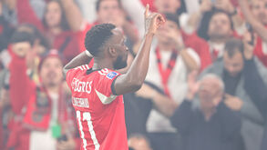 Lukebakio festeja golo