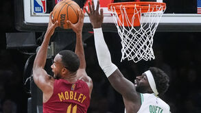Neemias Queta com 'duplo duplo' e recorde de ressaltos no triunfo dos Celtics sobre os 'Cavs'