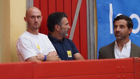 Aursnes esteve numa tourada com o pai de João Neves