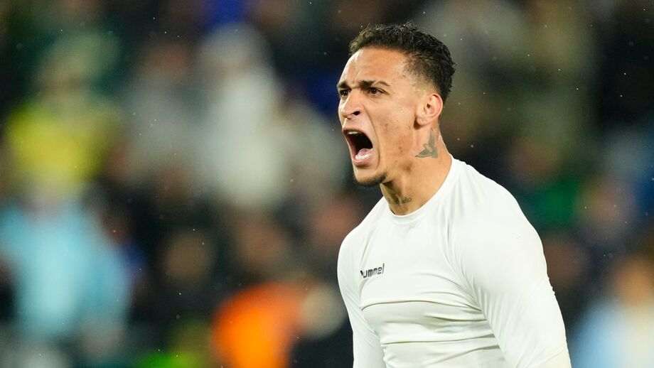 Antony recorda período no Manchester United
