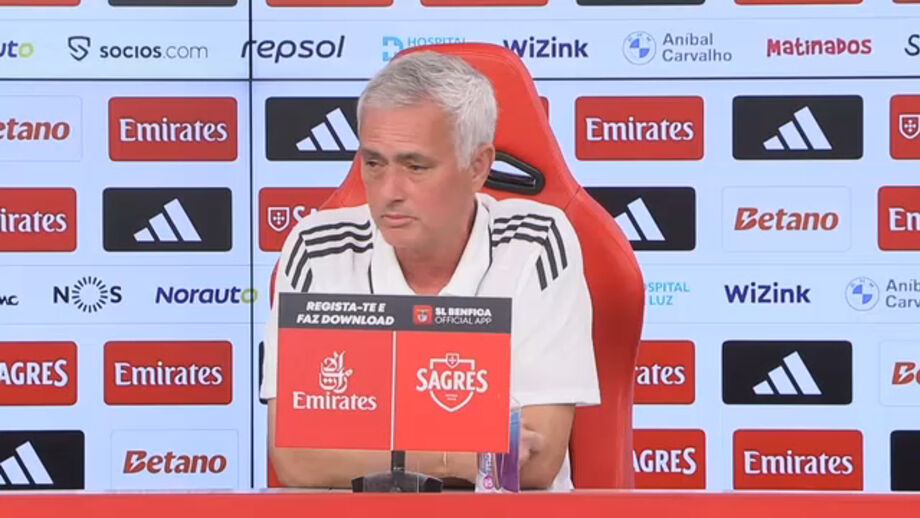 Treinador do Benfica analisa médio dinamarquês, uma das figuras do FC Porto