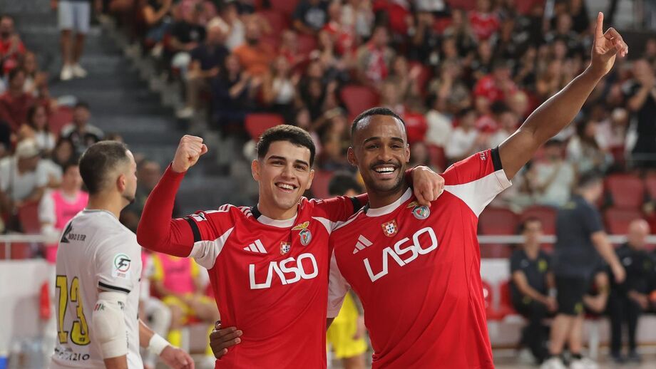 Carlinhos e Higor festejam