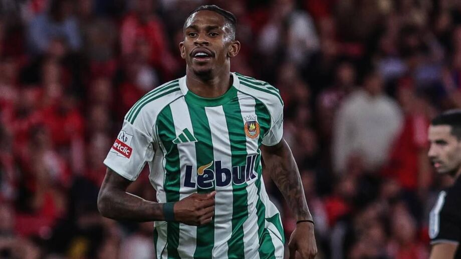 André Luiz marcou o golo do empate do Rio Ave no Estádio da Luz