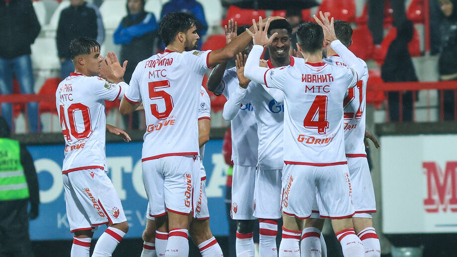 Estrela Vermelha vence Napredak no campeonato sérvio