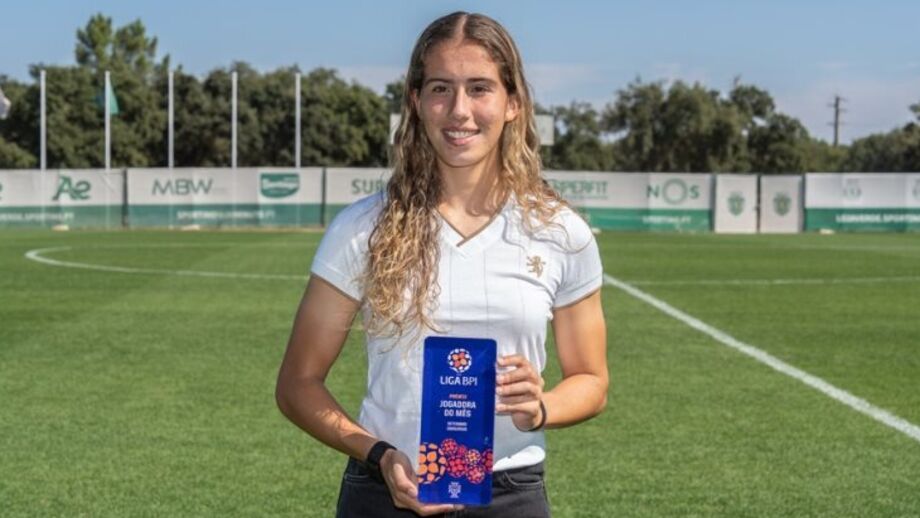 Carolina Santiago eleita jogadora do mês de setembro da Liga BPI