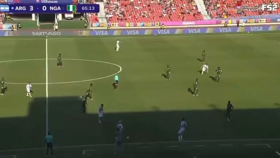 Jogador do Benfica saltou do banco para ajudar nos 4-0 à Nigéria