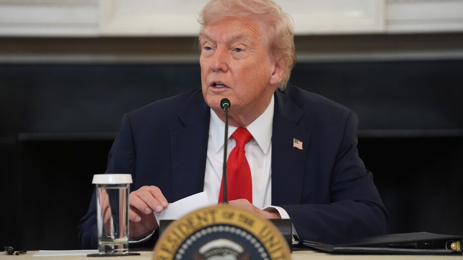 Trump aborda libertação de reféns do Hamas na segunda-feira