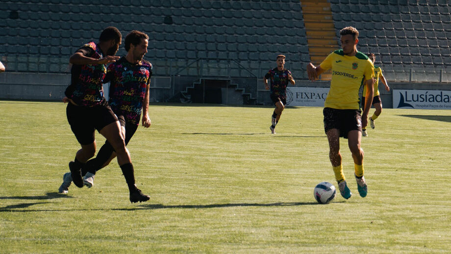 Paços de Ferreira bate Salgueiros em particular