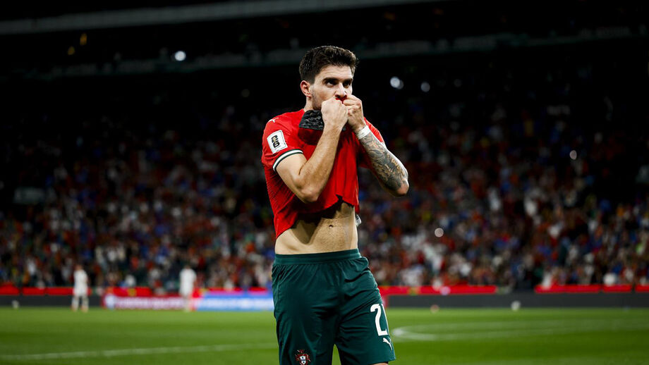 Rúben Neves marca no minuto 90+1 contra a República da Irlanda