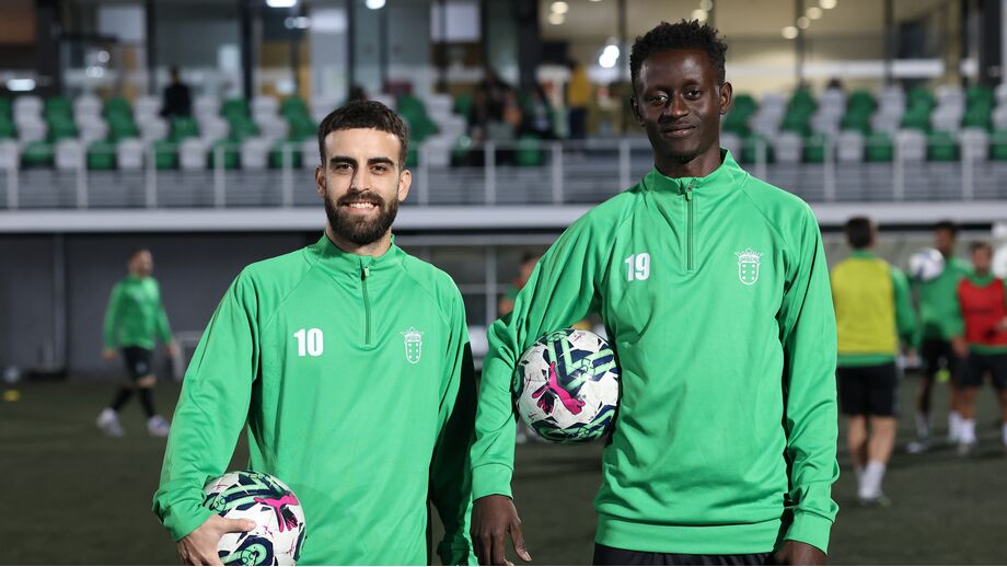 Éric e Ronaldo Mendes, jogadores do Ançã