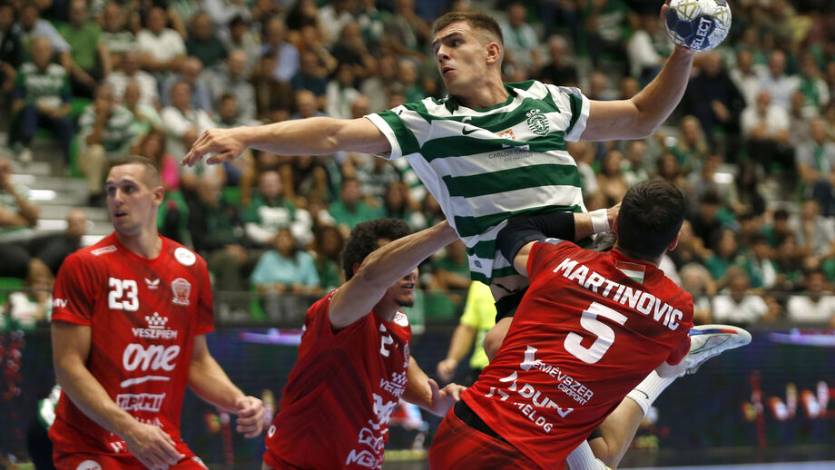 Martim Costa garante vitória épica do Sporting CP frente ao Veszprém na Champions