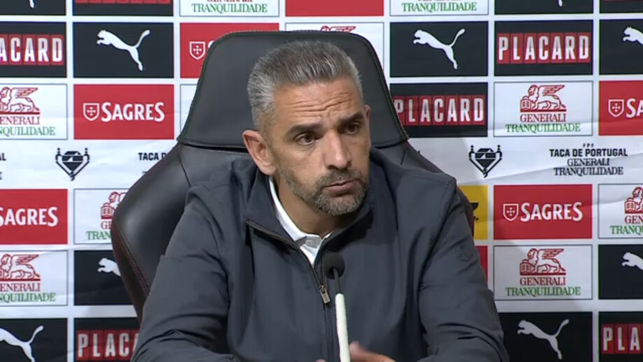 Extremo foi titular diante do Paços de Ferreira