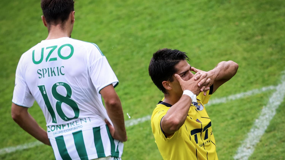 Henrique Henriques, do Sintrense com festejo à Gyökeres após marcar frente ao Rio Ave na Taça