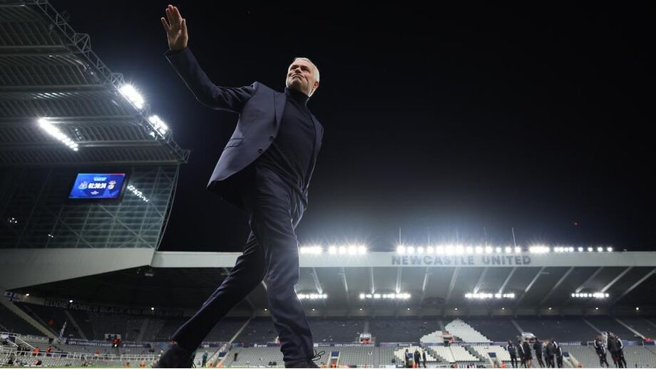 Benfica defronta Newcastle