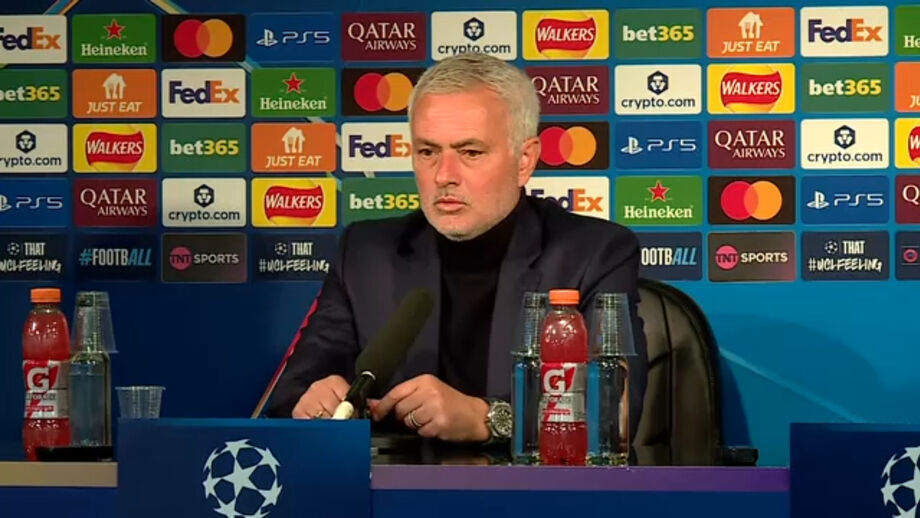 Treinador do Benfica e o episódio do capitão com o assessor