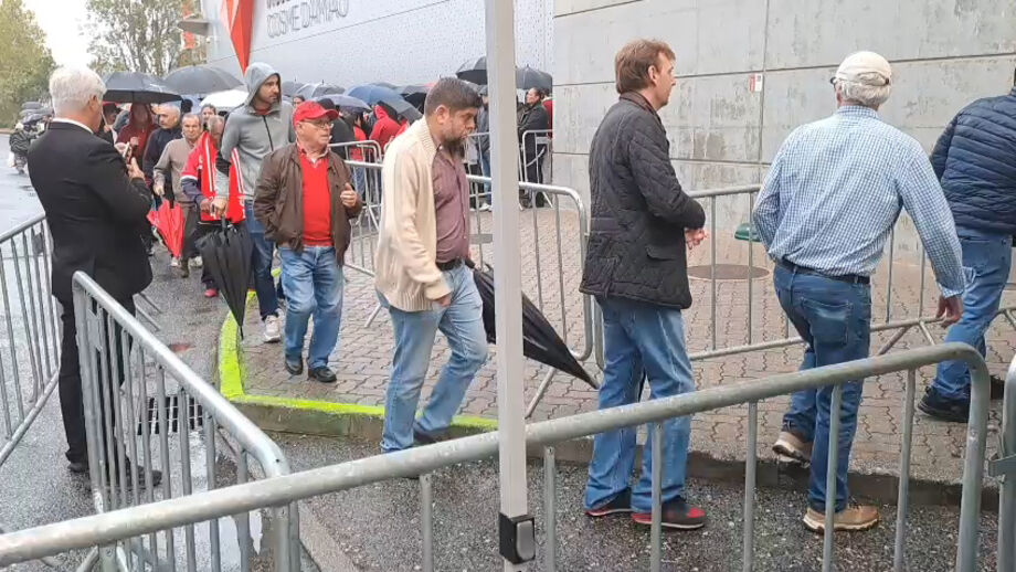 Já decorrem as eleições do Benfica