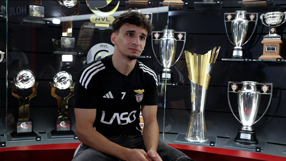Jogador de futsal do Benfica em entrevista a Record