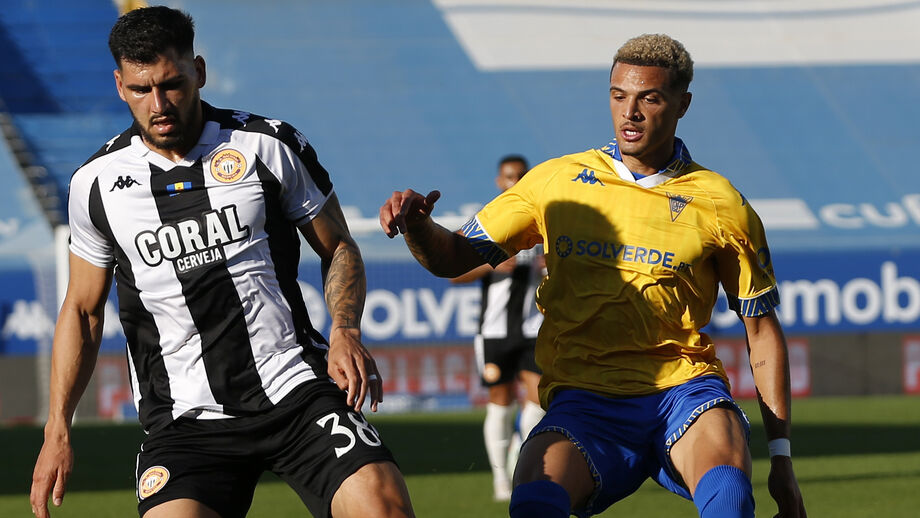 Tsoungui chegou ao Estoril esta época