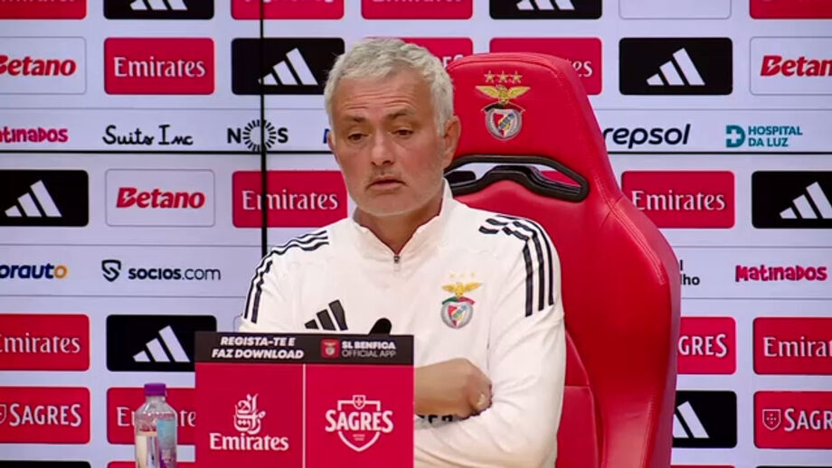 Treinador do Benfica diz que é importante que o clube respeite todas as competições