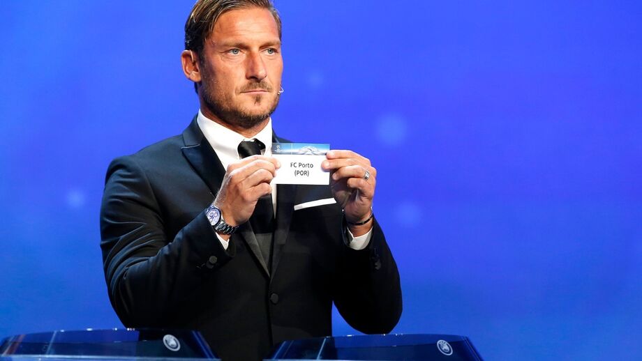 Totti sorteia FC Porto na Liga dos Campeões