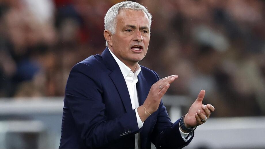 José Mourinho, treinador do Benfica