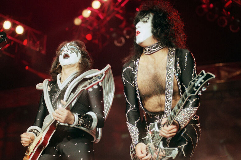 Ace Frehley, guitarrista e membro fundador dos KISS, morreu aos 74 anos