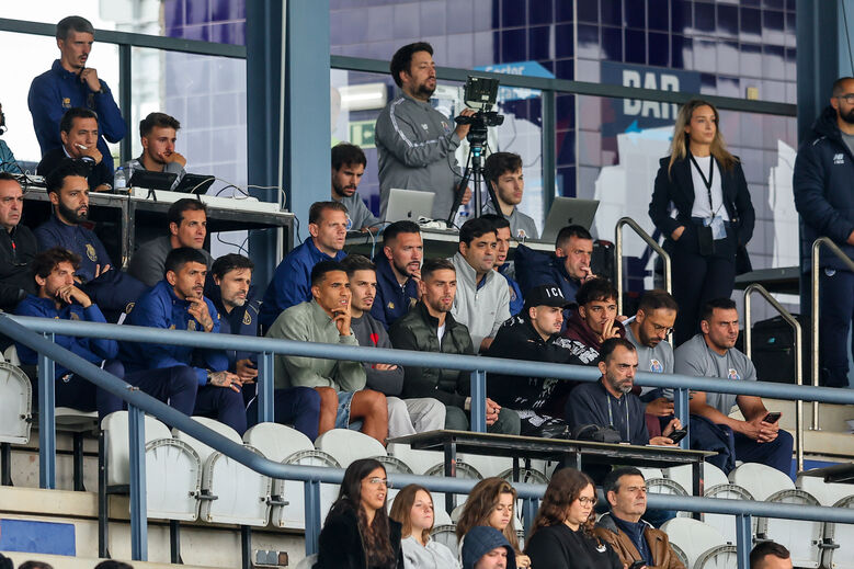 Farioli e alguns jogadores assistiram ao triunfo da equipa B