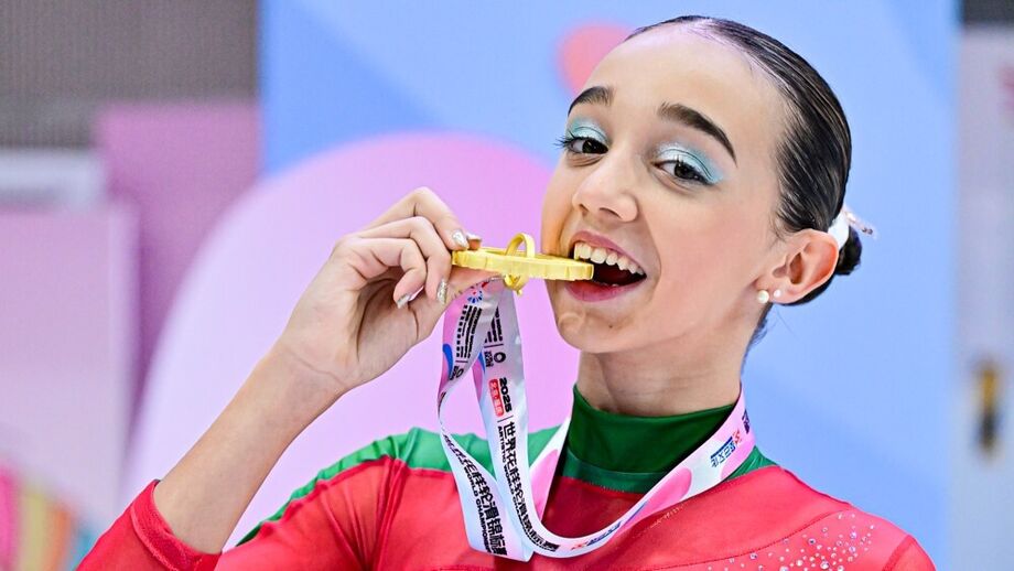 Madalena Costa com o ouro