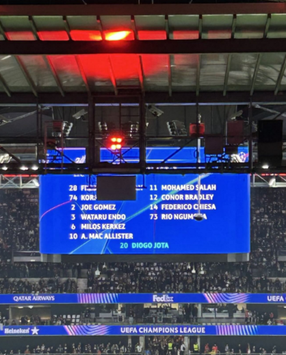 Equipa do Liverpool anunciada antes do jogo com o Eintracht Frankfurt