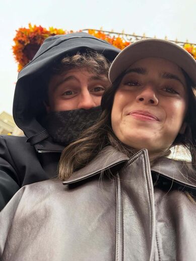 João Neves e Madalena Aragão felizes na Disneyland Paris