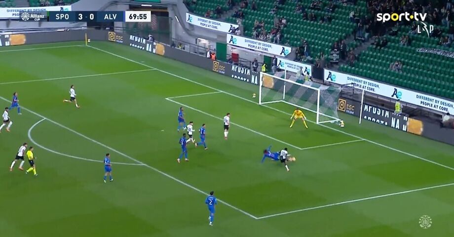 Treinador da Academia orgulhoso com estreia de Blopa: «Em criança perguntava se podia pôr a mesa»