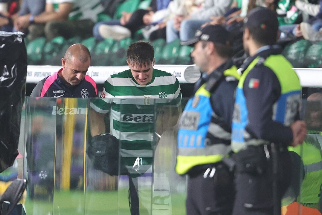 Fresneda sai de campo lesionado durante jogo do Sporting