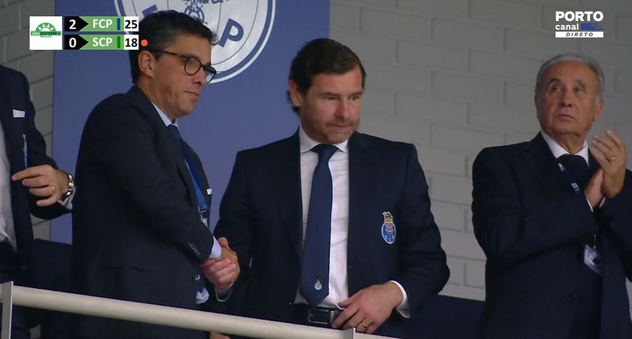 Presidente Villas-Boas assistiu ao jogo